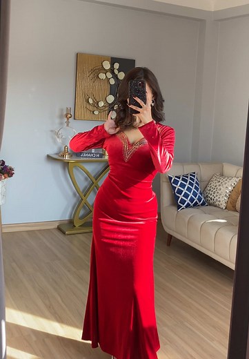 Sweetheart neckline flare dress😃 Colors: red and black . 🖤❤️ #red #black #velvet #fyppppppppppppppppppppppp #deliveryallovernepal🇳🇵 #pjzcollection