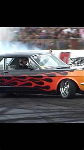 Adelaide Boys running a muk with Gary Myers at the Inaugural Gazzanats in Adelaide, 2006. | Grunt Files