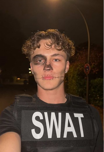Stylish SWAT Halloween Outfit Ideas for Men