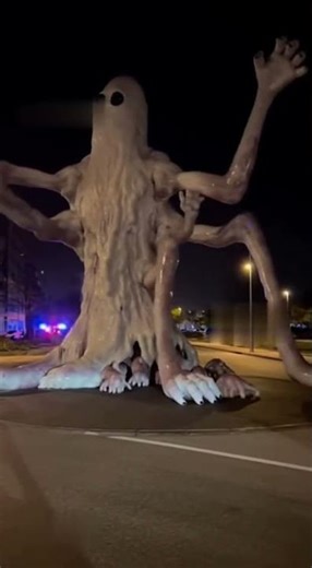 A Massive Octopus Found on the Road 🐙💀#usa #canada #uk