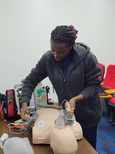 Mastering ACLS Training: Life-Saving Defibrillator Skills