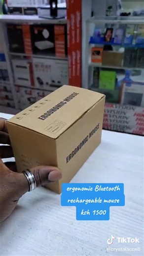 Enjoy Gaming and Control using this ergonomic mouse. Worry no more about the frustration and inconvenience of your regular mouse. This fits with comfort. Click on the ORDER NOW Button to ORDER Call/whatsapp: 08109124538 | Memstore | Facebook