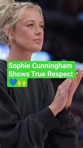 Sophie Cunningham Shows True Respect 💙🙌.