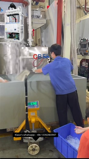 🚀 40 ton monoblock type tube ice machine testing for our client.❄️❄️ ✅updated ice machine ✅saving space-40 ton integrated type tube ice machine just take a 40HQ enough ✨Feel free to inquiry me🤗🤗 📱Whatsapp link：https://wa.me/message/4F6LLDAS5KUVG1 ☎️ whatsapp： 86 133 9248 3947 📮email address: klaus@icemakerchina.com #goodqualityice #mariscos #solidice #refrigeración #tubeicemachine #automaticicepackingmachine #tubeicemachine #ice #purifiedice #edibleice #icepacking #icemachine #icemaker #ice