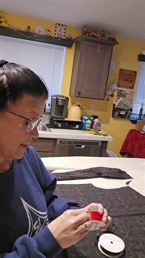 Ribbon shirt making with Jennifer I lie in this video. I cut NOTHING. | Jennifer Scott