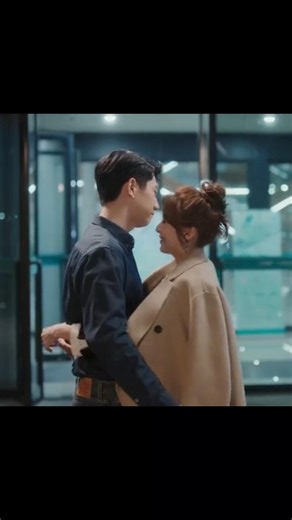 Broker hard 💔 Chinese drama 💚 romantic scenes 😍 force kiss 😘#shorts