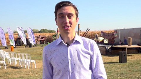 Selmi’s Family Farm Hosts annual lumberjack show