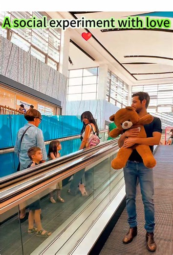 A social experiment with love❤️#kindness #socialexperiment #respect #foryou #loveyou