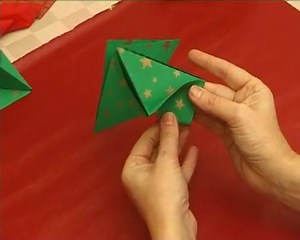 Papír karácsonyfa hajtogatás