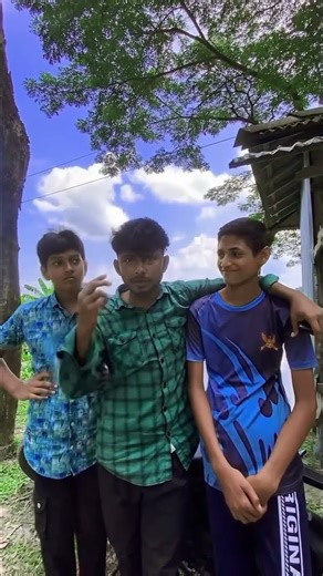 ভাই ওখানে মেয়েদের ঝগড়া লাগছে #viralvideo #hindisong #funnyvideo #freefire #ardisong