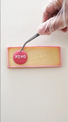何が出てくる？バレンタインのアイシングクッキーレシピ ｜ Valentine Cookie #shorts