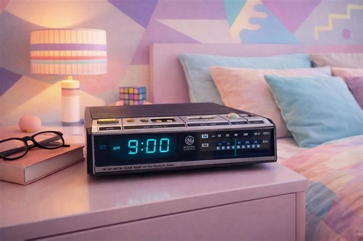Vintage GE 7-4646A Alarm Clock Radio – 1980s Digital Bedside Decor Blue Display - Etsy