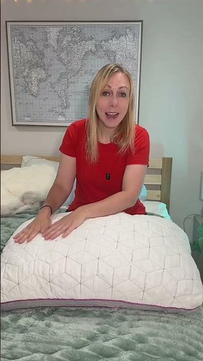 This adjustable memory foam / bamboo pillow is so comfortable to sleep with 😍