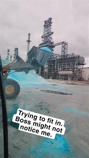 Just trying to fit in, hiding in plain sight. 🙈🙈 #Mining #Salty #Caterpillar #Cat349 #Detroit