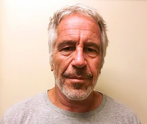 Jeffrey Epstein autopsy showed 'signs of homicide' medical examiner says - i24NEWS