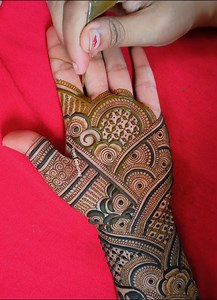 Gorgeous mehndi design #henna #mehndi #hennadesign #mehndidesign #art #mehndiart #hennaart #bloomingideas #mehndiartist #hennaartist #bridalmehndi #bridalhenna #gorgeoushenna #gorgeousmehndi #latestmehndi #latesthenna #indoarabicmehndi #arabicmehndi #arabichenna #uniquehenna #uniquemehndi #fronthandmehndi #fullhandmehndi #weddingmehndi #floralmehndi #floralhenna #facebookmehndi #mehndivideos #mehndilove | Blooming ideas