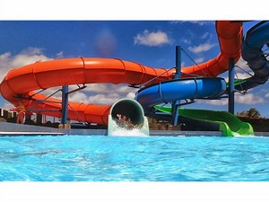 Six Sensational Water Parks In Chicago's Western Suburbs