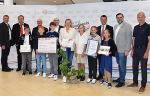 Johann-Simon-Mayr-Schule Riedenburg für achtsamen Umgang mit Ressourcen ausgezeichnet