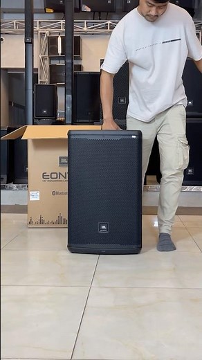 JBL EON 715 | 1300W Portable PA System with 3-Channel Mixer!🔥🔥