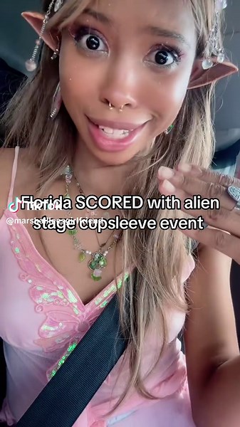 Cosplay Mania at Florida's Alien Stage Event