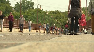 Steps for health: Study says 10,000 isn't the magic number