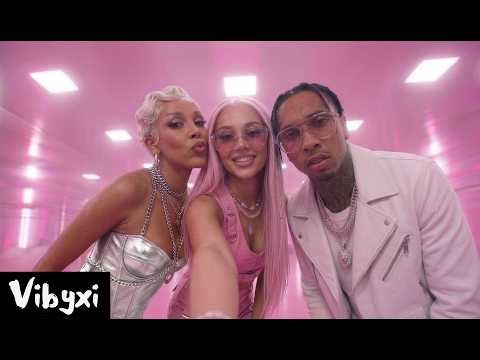 Tyga, Doja Cat – Penthouse Pool Party (ft. Chris Brown) | Official Lyrics Video