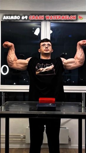 AKIMBO69 HE IS STRONG MAN😱