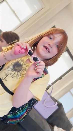 ADLEY packs her FOREVER FRiENDS!! Family Vacation get ready with Navey & Adley’s Dolls for our trip