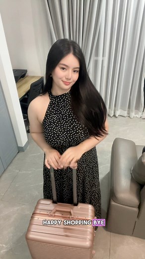 116K views · 1.8K reactions | ✨Travel Hack Unlocked!✨ I finally got myself this 7pcs Packing Cubes set from Shopee and wow… game changer ✈️ No more messy suitcases麟everything is so organized, compact, and easy to find! Trust me, once you try these, you’ll never travel without them again 麟  Grab yours here: https://s.shopee.ph/4VSYtTib6S #shopeeph #Shopeeaffiliates #TravelEssentials #PackingHacks #ShopeeFinds | Colleene Isip Ferrer | Facebook