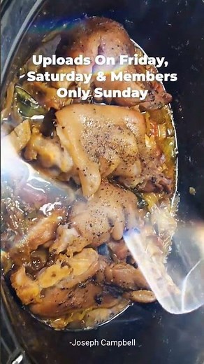 Delicious Crock Pot Cabbage & Pigs Feet #crockpotrecipes