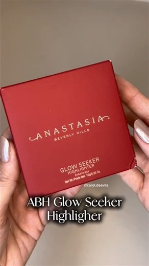 ABH - Glow Seeker Highlighter Pearl. O iluminador mais delicado da minha coleção🤍
