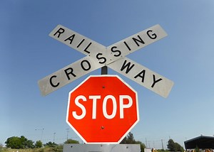 Rules for railway level crossings
