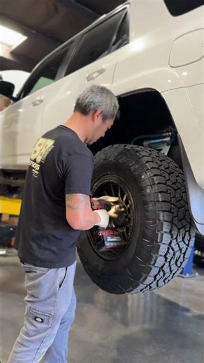 TOYOTA 4RUNNER KING SUSPENSION PACKAGE ON RR7-H WHEELS FROM RRW