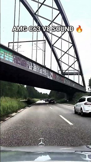 AMG C63 V8 SOUND