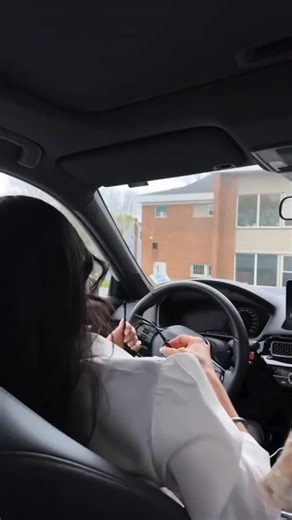 𝐀𝐬𝐦𝐚 𝐠𝐮𝐥𝐳𝐚𝐫 💠 🇬🇧 on Instagram: "#uk🇬🇧 #trending #reels"