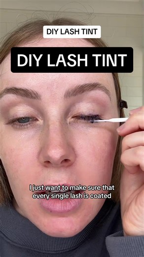 DIY Eyelash Tinting: Mastering the Art at Home