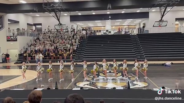 JHS Dance and Cheer Performance of Thunderstruck