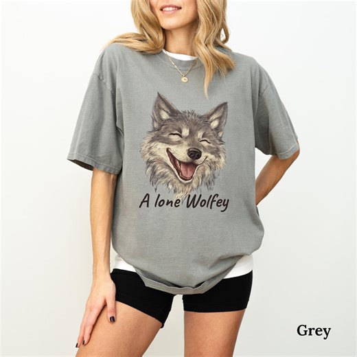 A Lone Wolfey T-shirt Funny Smiling Wolf Graphic Tee Quirky Animal Lover Shirt, Humorous Gift for Men & Women - Etsy