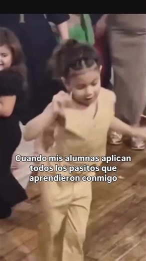 Cuando mis alumnas aplican los pasitos que aprendieron 😂🤣 #coreography #danceshorts #trending