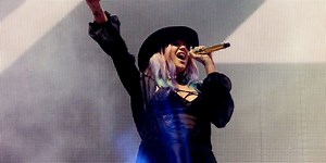 Watch Kesha Surprise Fans at Coachella with a Moving Performance