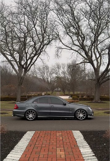 Mercedes E55 AMG: Performance and Features Overview