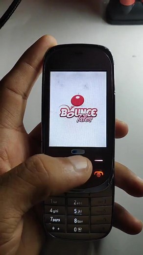 Rodando Bounce Tales no Nokia 7230 - Parte 7