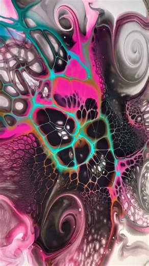 MESMERIZING details in this bloom!! 🌟🌸