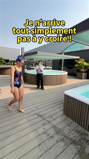 Je n'arrive tout simplement pas à y croire ! Qui aurait cru que construire une piscine pouvait être si facile ? Il suffit de placer la piscine dans un espace ouvert pour pouvoir nager. Grâce au système de chauffage intégré, vous pouvez même nager en hiver ! Pour tous vos projets, n'hésitez pas à me contacter. #swimspas #jacuzzi #hottubs #villaswimmingpool #swimmingpool