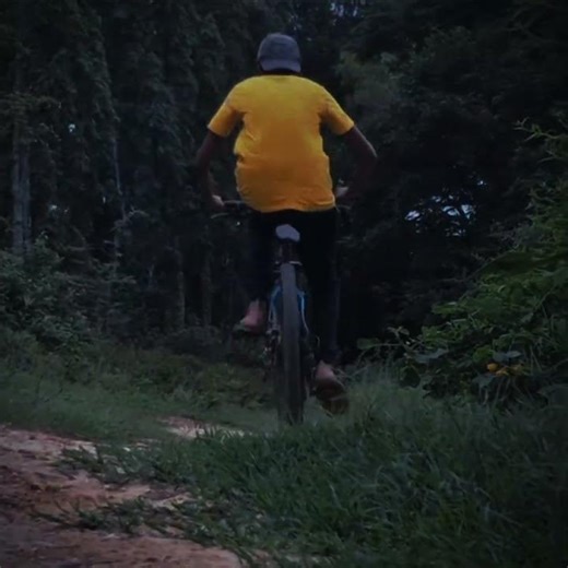 ​"I saw myself at the bottom of the stairs..." #knot #viral #shortfilm