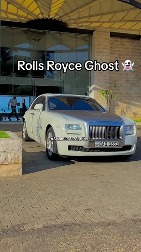 Luxury Rolls Royce Ghost V12 at Hikkaduwa