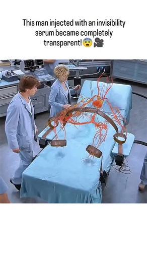 laughs anywhere on Instagram: "🎬 Movie: Hollow Man (2000) ⭐ Genre: Sci-Fi | Horror | Thriller ⏳ IMDb-Runtime: 1h 52m 🌟 Rating: 5.8/10 ☀️ Cast: Kevin Bacon, Elisabeth Shue, Josh Brolin, Kim Dickens 📖 Overview: A brilliant but arrogant scientist, Sebastian Caine, develops a serum that grants invisibility. After successfully testing it on animals, he recklessly decides to use himself as the first human subject. When the procedure fails to reverse, his physical isolation leads to a terrifying men