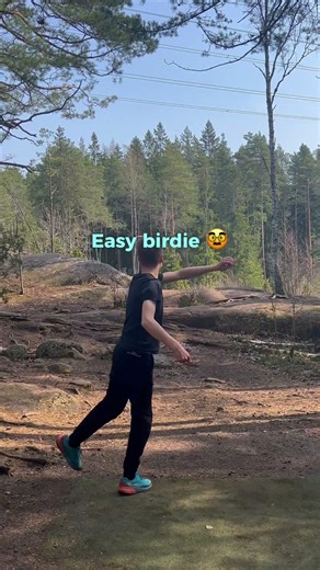 One smooth motion turned into a highlight-worthy throw. 🎬