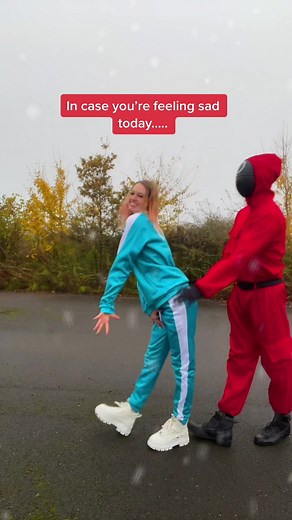 I think I accidentally made a loop?!🤣😱who’s excited?!🎄✨ #foryou