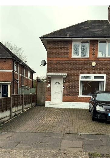 🎥 Brand new reel I shot for a £185,000 home in Birmingham. #videographer #sony #forsale #property ⚫️ @Hortons